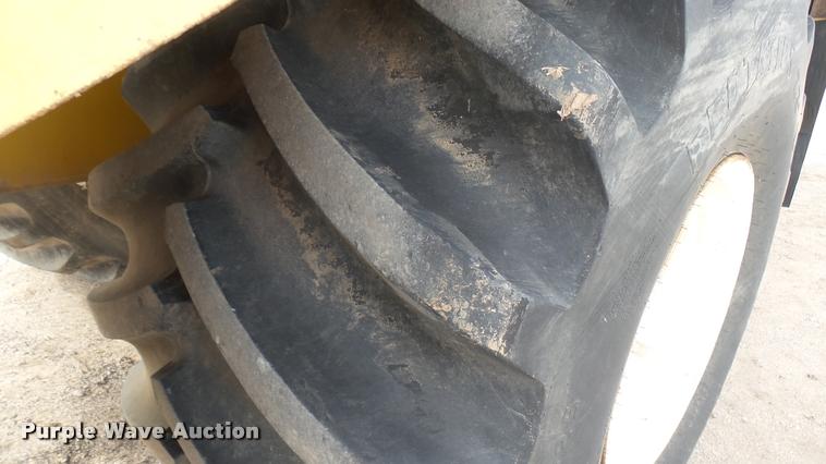 image for item DA0390 Ag-Chem TerraGator 1603T self-propelled sprayer