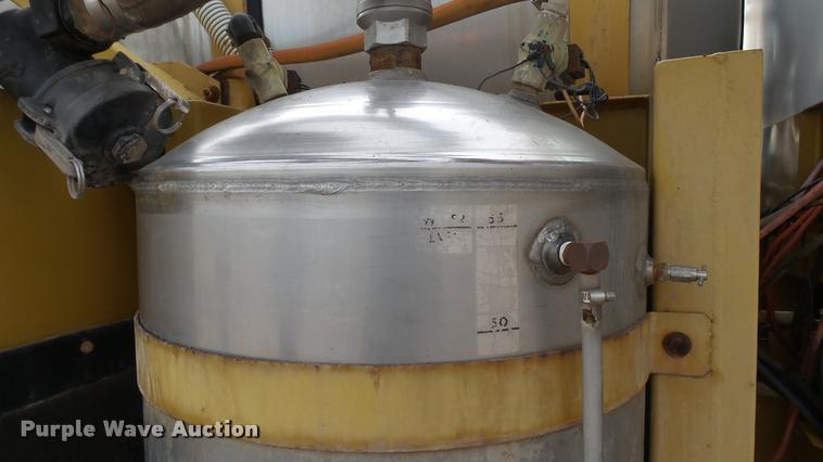 image for item DA0390 Ag-Chem TerraGator 1603T self-propelled sprayer