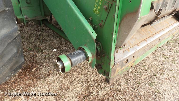 image for item DA0391 1982 John Deere 8820 Turbo combine