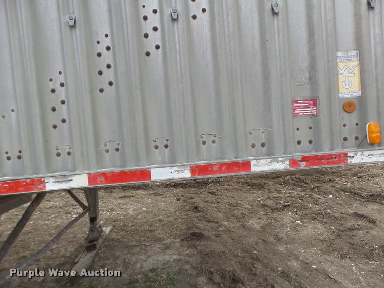 image for item DA3314 1980 Wilson AGH-500 double hopper grain trailer