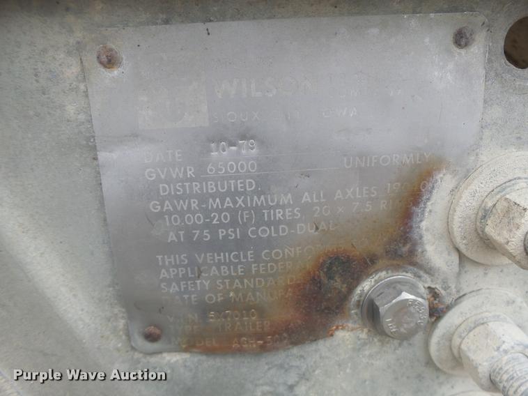 image for item DA3314 1980 Wilson AGH-500 double hopper grain trailer