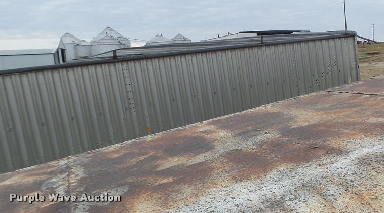 image for item DA3314 1980 Wilson AGH-500 double hopper grain trailer