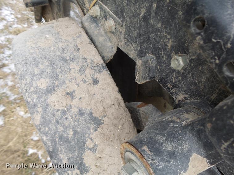 image for item DA3316 Kinze 3600 split row planter