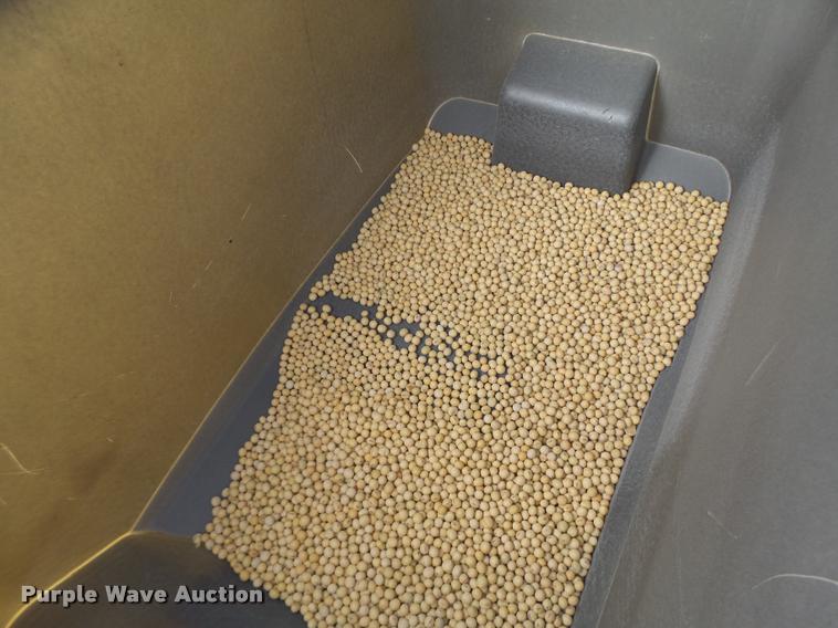 image for item DA3316 Kinze 3600 split row planter