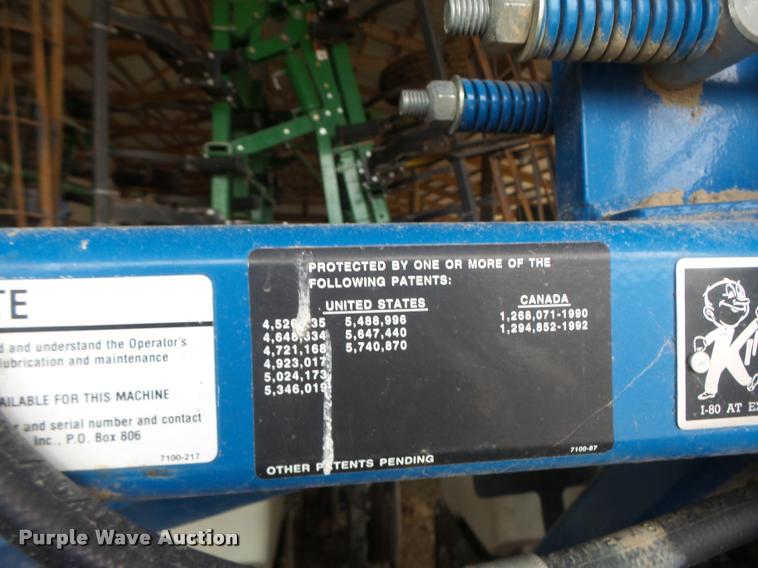 image for item DA3316 Kinze 3600 split row planter
