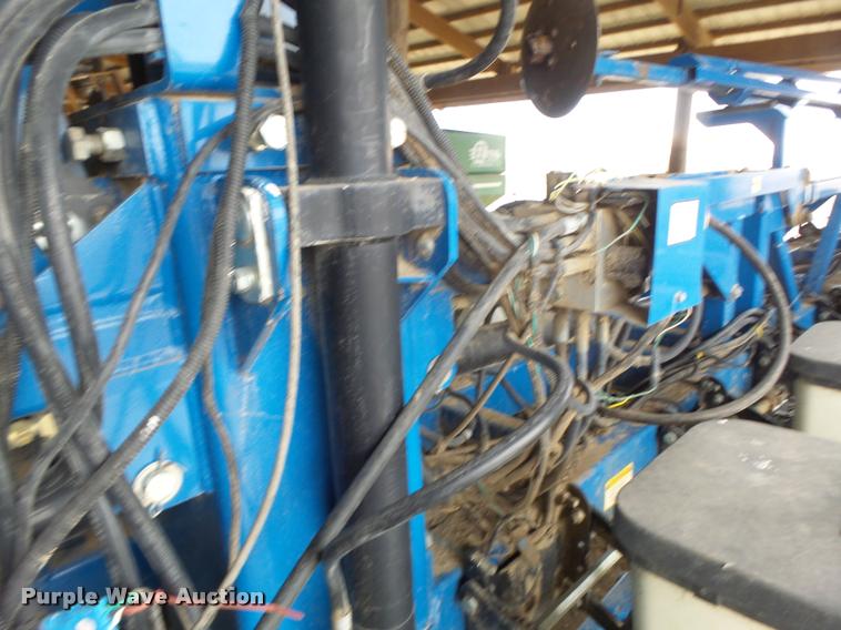 image for item DA3316 Kinze 3600 split row planter