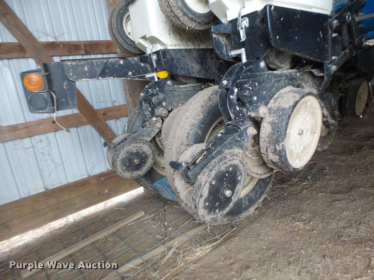 image for item DA3316 Kinze 3600 split row planter