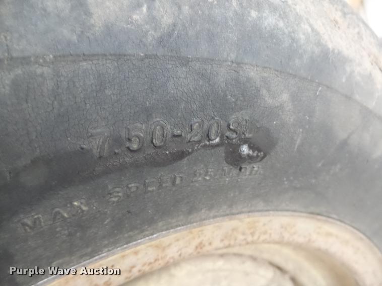 image for item DA3316 Kinze 3600 split row planter