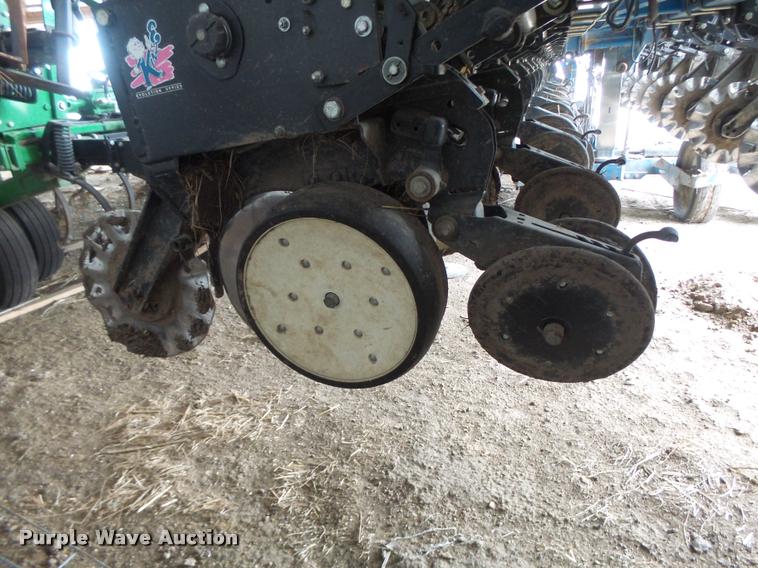 image for item DA3316 Kinze 3600 split row planter