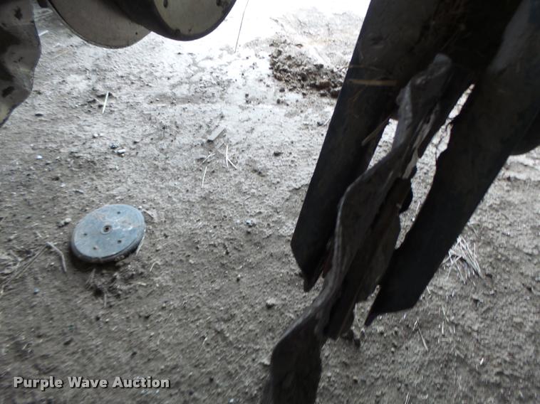 image for item DA3316 Kinze 3600 split row planter