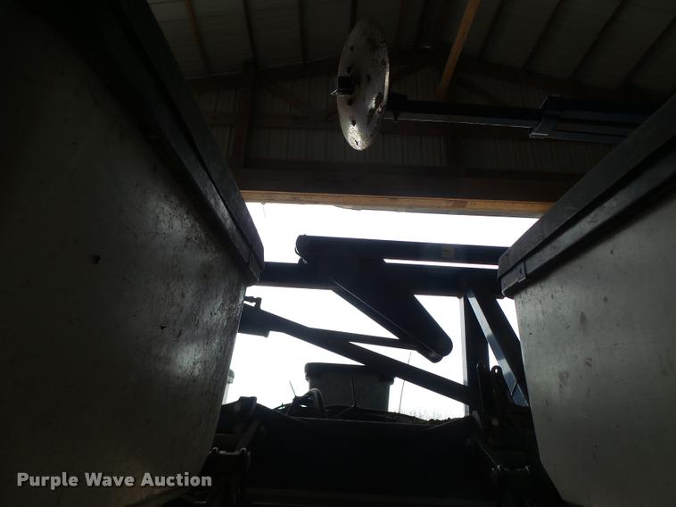 image for item DA3316 Kinze 3600 split row planter