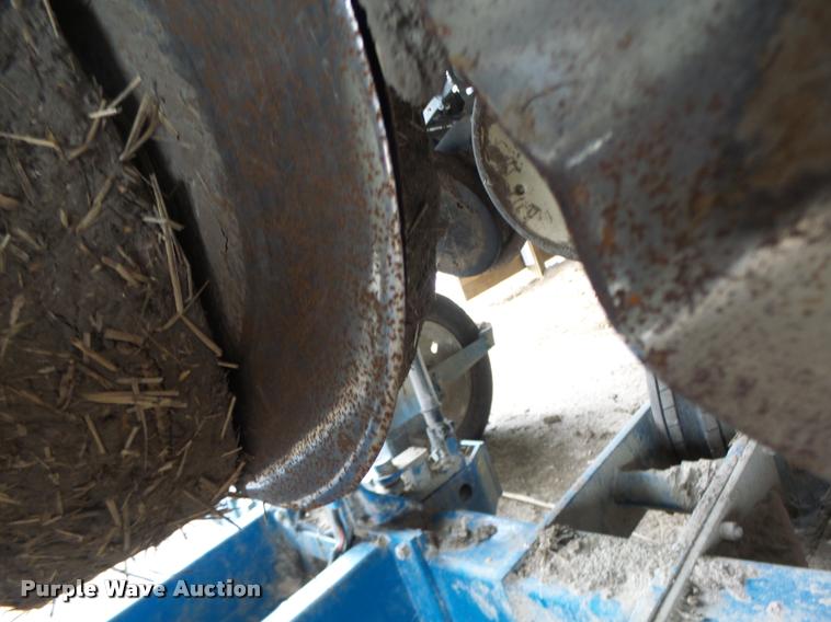 image for item DA3316 Kinze 3600 split row planter