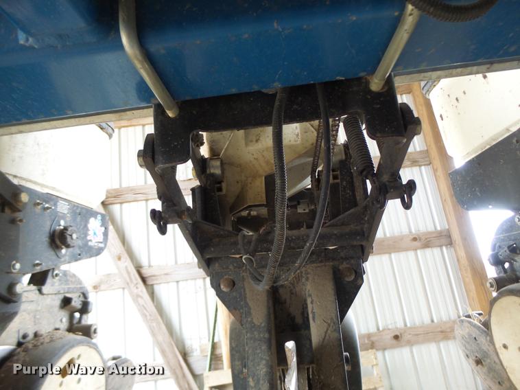 image for item DA3316 Kinze 3600 split row planter