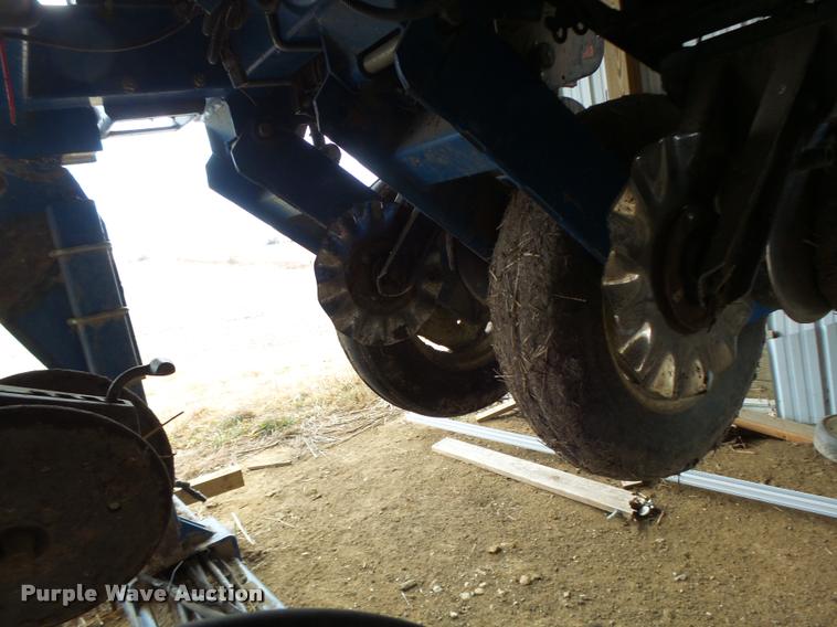 image for item DA3316 Kinze 3600 split row planter