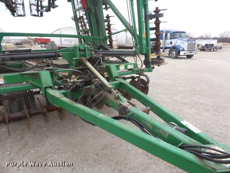 image for item DA4001 Great Plains Turbo Till 4000TT vertical tillage