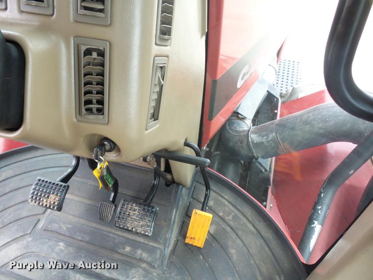 image for item DA4002 2004 Case IH STX500 4WD tractor