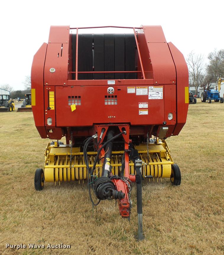 image for item DA4007 2010 New Holland BR7070 round baler