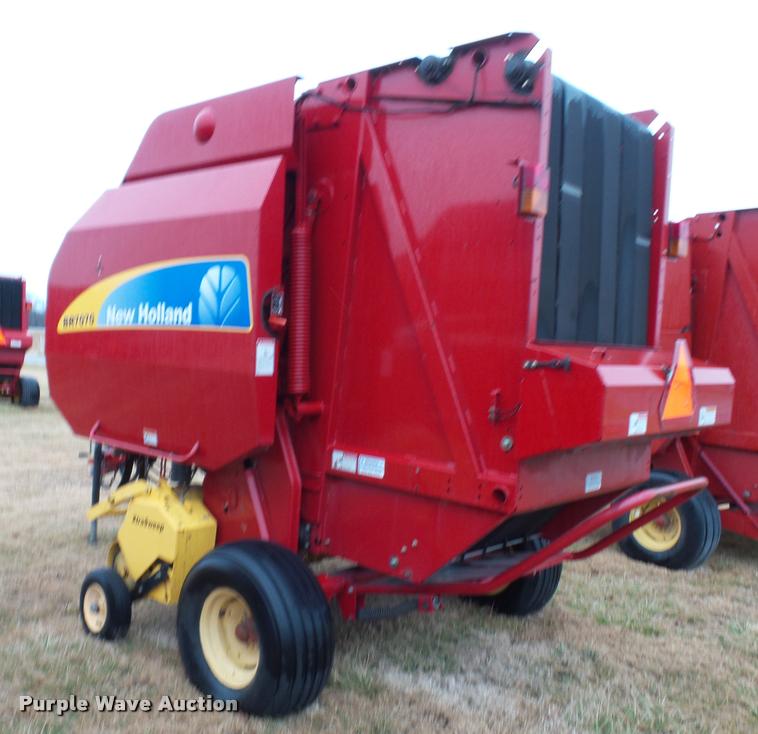 image for item DA4007 2010 New Holland BR7070 round baler