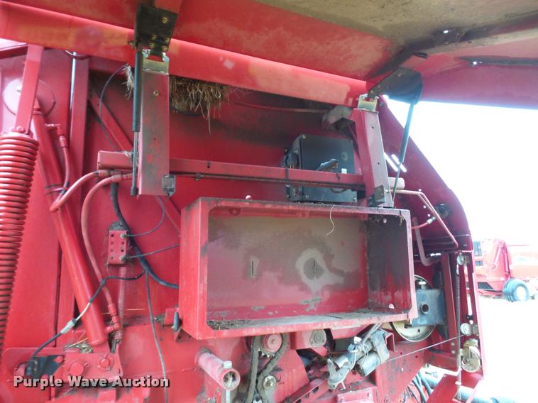 image for item DA4007 2010 New Holland BR7070 round baler