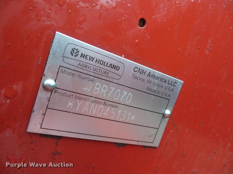 image for item DA4007 2010 New Holland BR7070 round baler