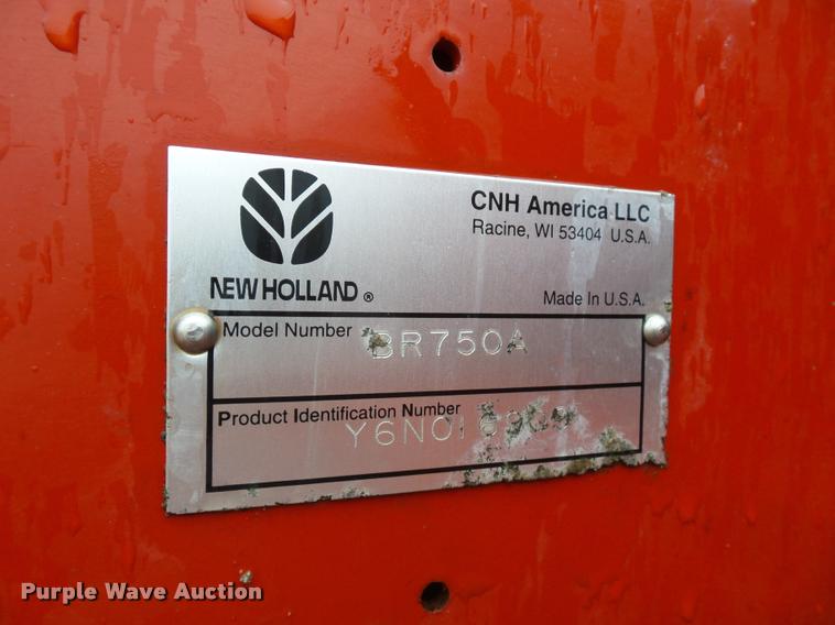 image for item DA4009 2007 New Holland BR750A round baler