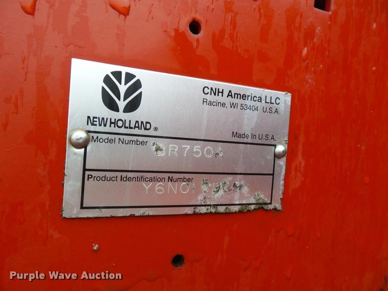 image for item DA4009 2007 New Holland BR750A round baler