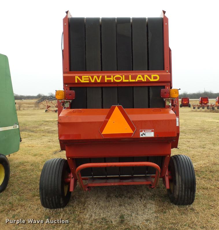 image for item DA4012 2001 New Holland 658 round baler