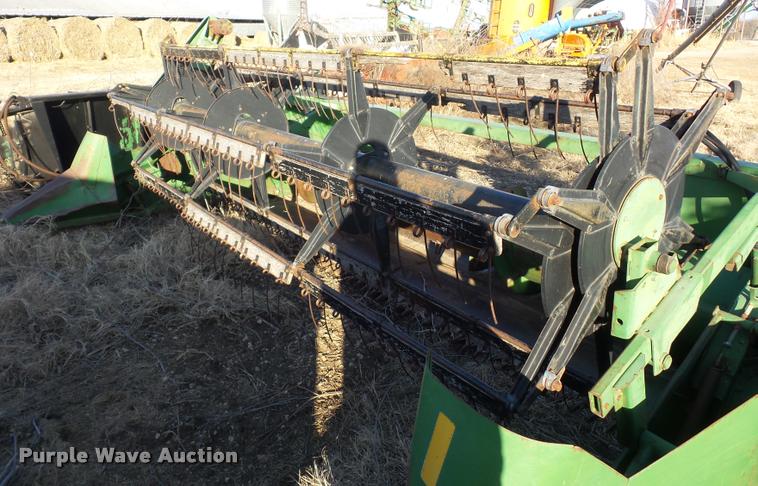 image for item DA5882 John Deere 213 flex platform head