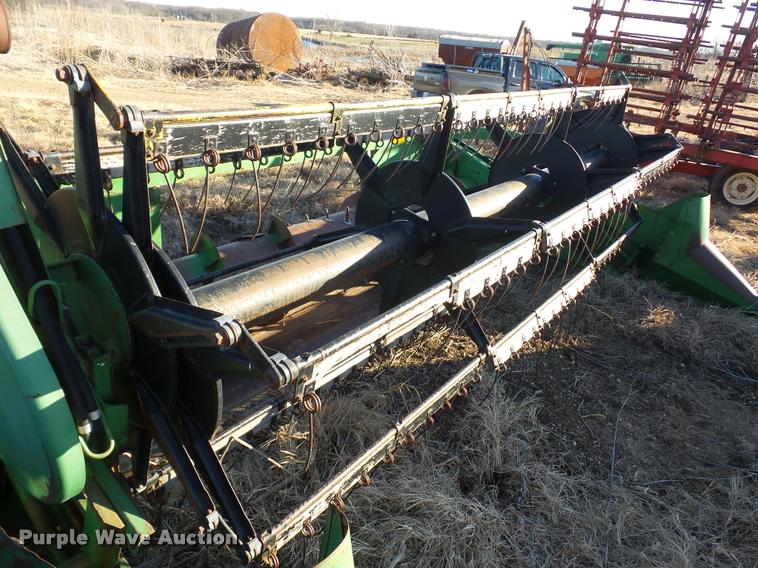 image for item DA5882 John Deere 213 flex platform head