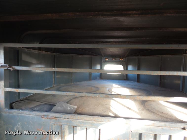 image for item DA5885 1996 Travelute livestock trailer