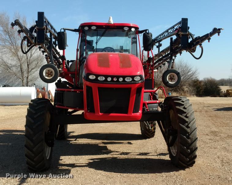 image for item DB0857 2014 Apache AS720 self-propelled applicator