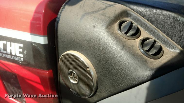 image for item DB0857 2014 Apache AS720 self-propelled applicator