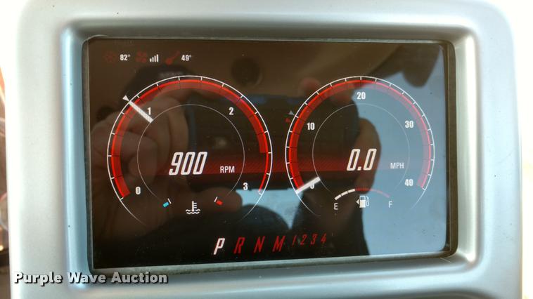 image for item DB0857 2014 Apache AS720 self-propelled applicator