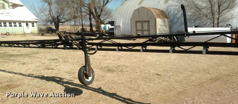 image for item DB0857 2014 Apache AS720 self-propelled applicator