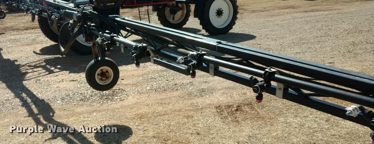 image for item DB0857 2014 Apache AS720 self-propelled applicator