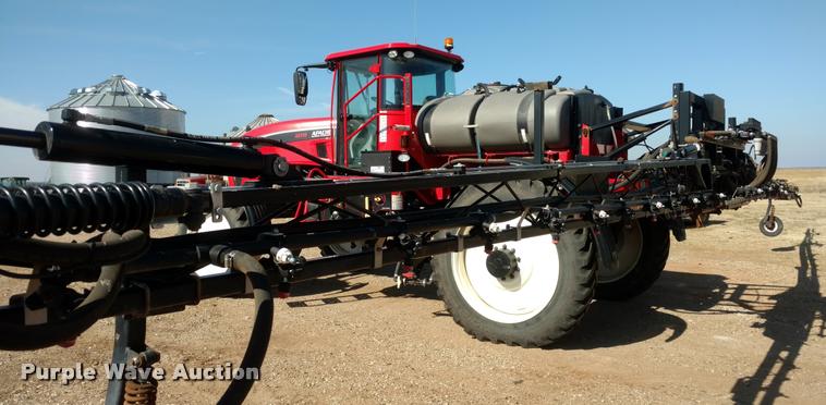 image for item DB0857 2014 Apache AS720 self-propelled applicator