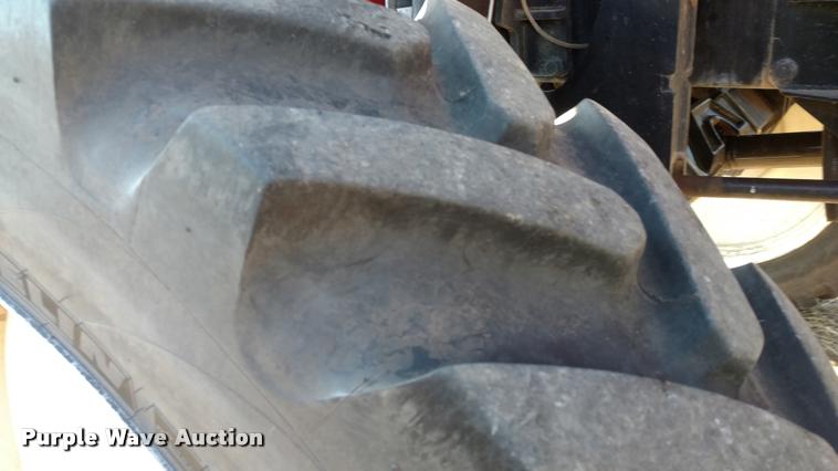 image for item DB0857 2014 Apache AS720 self-propelled applicator