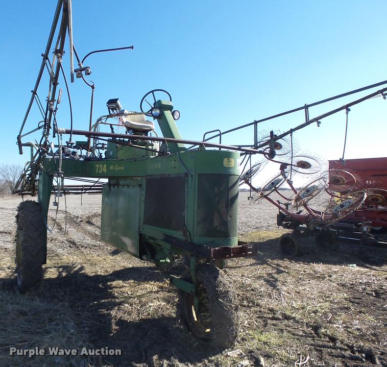 image for item DB1250 John Deere 734 self-propelled sprayer