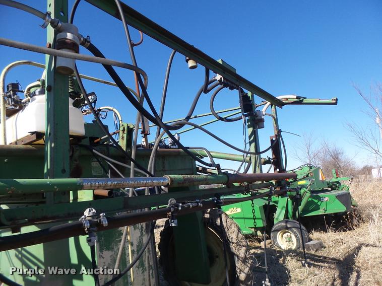 image for item DB1250 John Deere 734 self-propelled sprayer