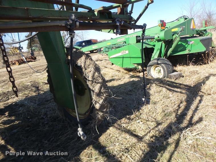 image for item DB1250 John Deere 734 self-propelled sprayer