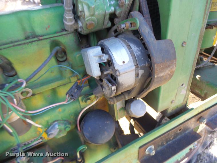 image for item DB1250 John Deere 734 self-propelled sprayer