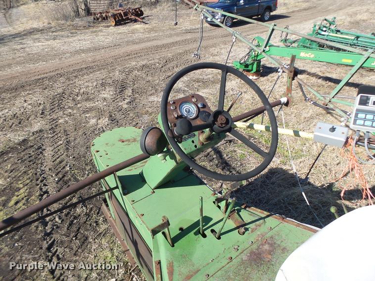 image for item DB1250 John Deere 734 self-propelled sprayer