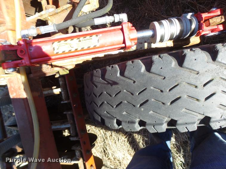 image for item DB1256 CrustBuster Speed King grain drill