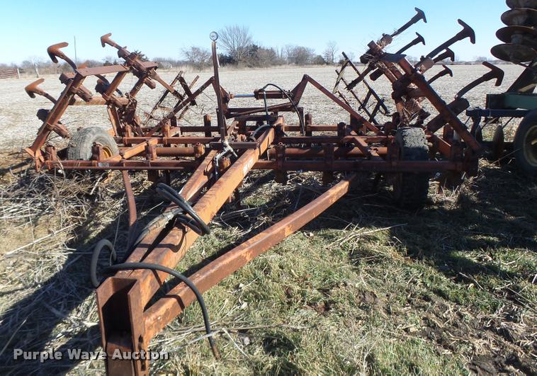 image for item DB1257 Brady field cultivator