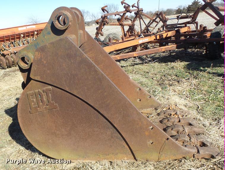 image for item DB1258 EBI excavator bucket