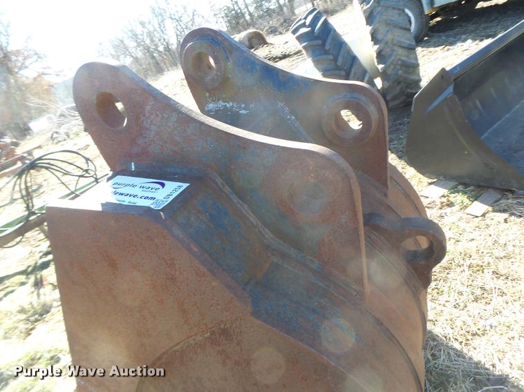 image for item DB1258 EBI excavator bucket