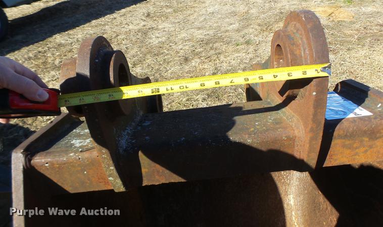 image for item DB1258 EBI excavator bucket