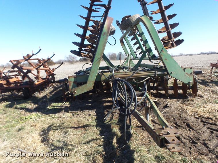 image for item DB1259 John Deere T0230 disk