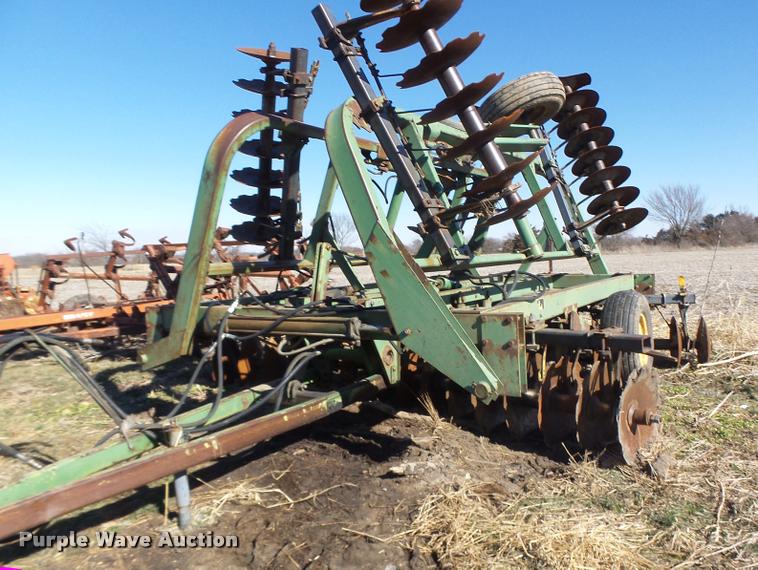 image for item DB1259 John Deere T0230 disk