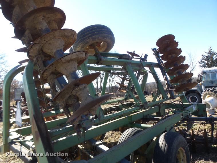 image for item DB1259 John Deere T0230 disk